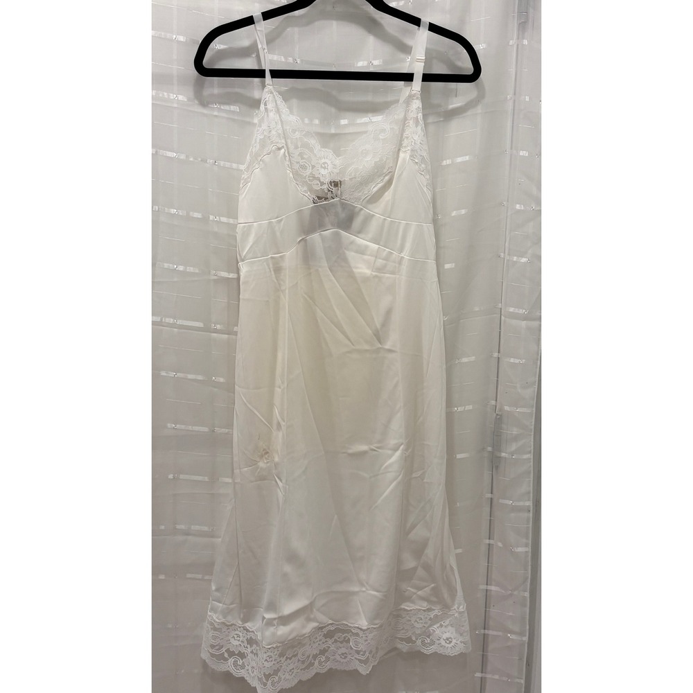 NEW Vintage Movie Star White Lace Dress Full Slip Nylon 3000A‎ NWT Stained